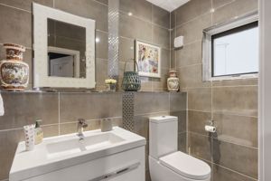 Downstairs shower room- click for photo gallery